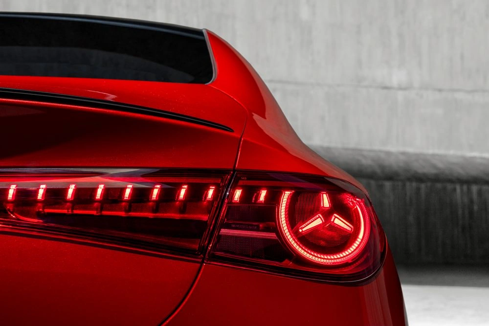 mercedes-benz-cla-2025-detail-01